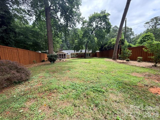 3111 Airlie Street, Charlotte, NC 28205