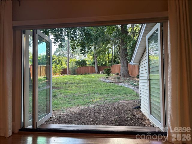 3111 Airlie Street, Charlotte, NC 28205