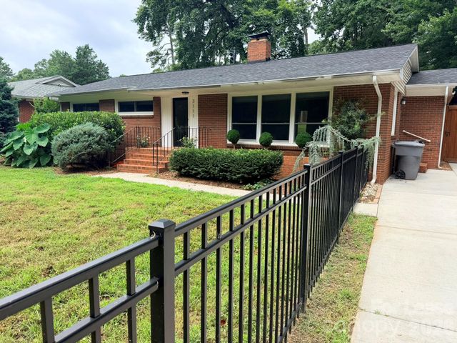 3111 Airlie Street, Charlotte, NC 28205