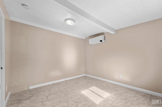 1114 Grant Drive, Bakersfield, CA 93308