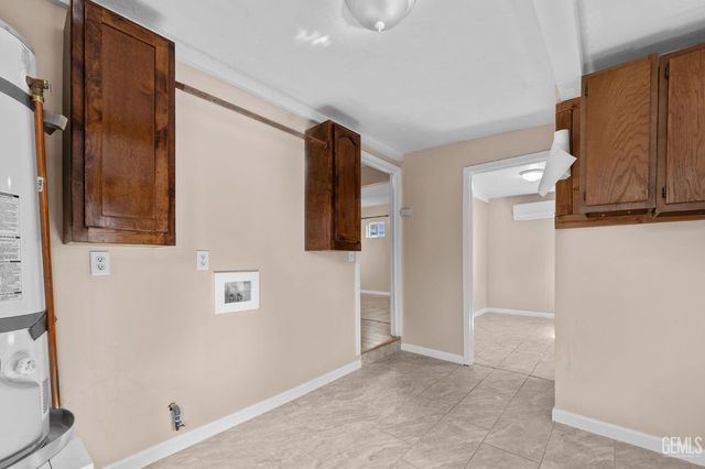 1114 Grant Drive, Bakersfield, CA 93308