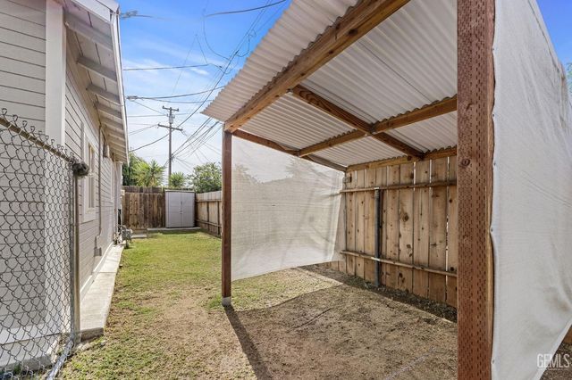1114 Grant Drive, Bakersfield, CA 93308
