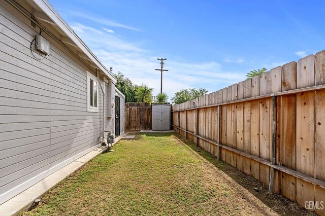 1114 Grant Drive, Bakersfield, CA 93308