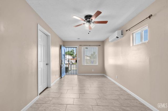 1114 Grant Drive, Bakersfield, CA 93308