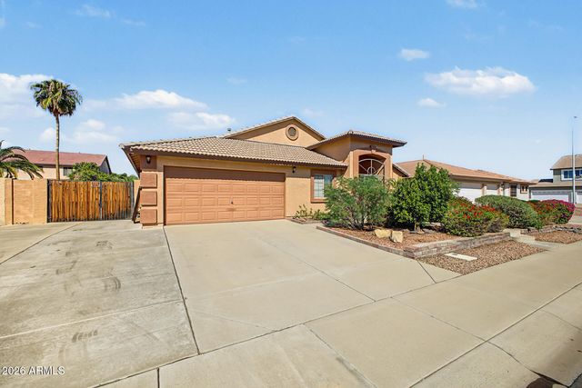 1470 E CARLA VISTA Drive, Chandler, AZ 85225