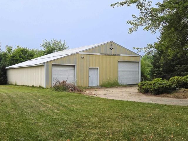 1143 W Wilson Road, Vienna Twp, MI 48420