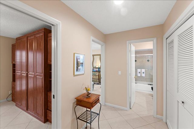 3884 SW Osprey Creek Way SW, Palm City, FL 34990