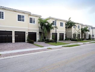 2574 SW 81st Ter 2552, Miramar, FL 33025
