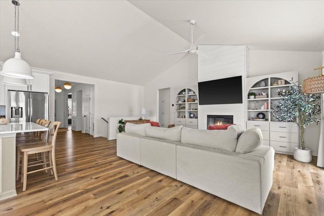 35097 Yahara DRIVE, Summit, WI 53066