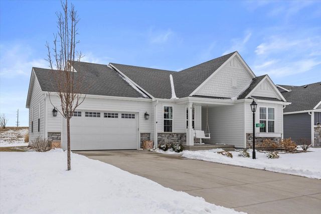 35097 Yahara DRIVE, Summit, WI 53066