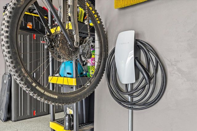 35097 Yahara DRIVE, Summit, WI 53066