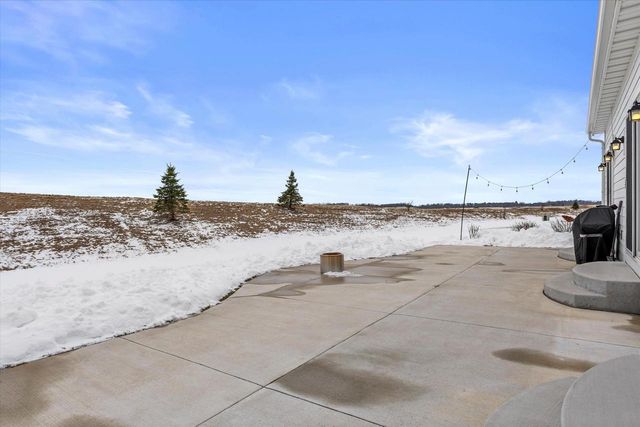 35097 Yahara DRIVE, Summit, WI 53066