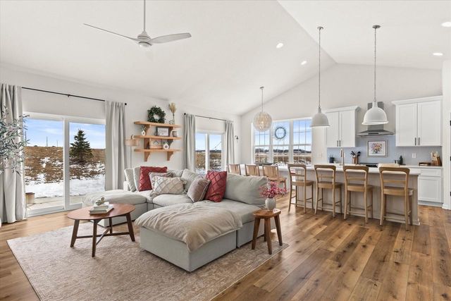 35097 Yahara DRIVE, Summit, WI 53066