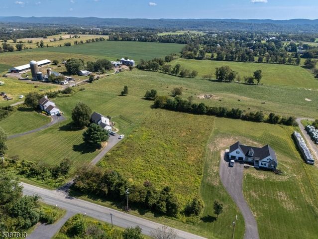 237 Cemetery Hill Rd, Washington Twp., NJ 07882