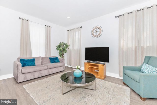 2505 HAMILTON AVE, Baltimore, MD 21214