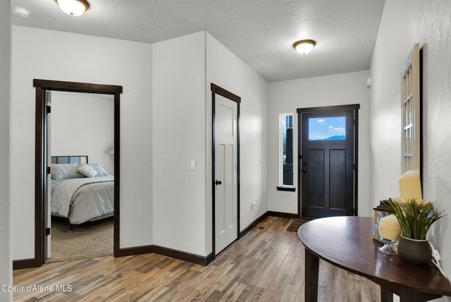 10633 N Crimson Dr, Hayden, ID 83835
