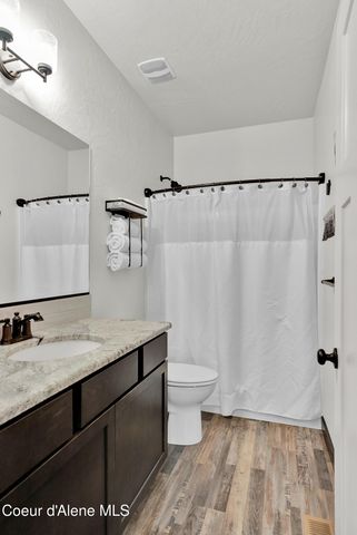 10633 N Crimson Dr, Hayden, ID 83835