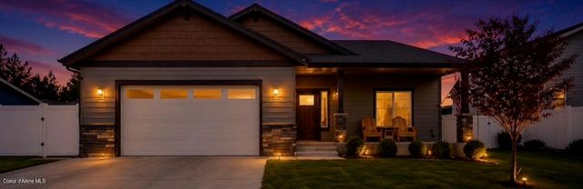 10633 N Crimson Dr, Hayden, ID 83835