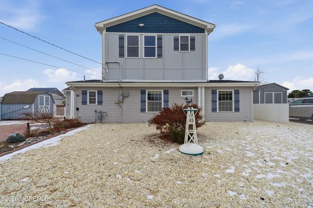 43 Lawrence Drive, Beach Haven West, NJ 08050