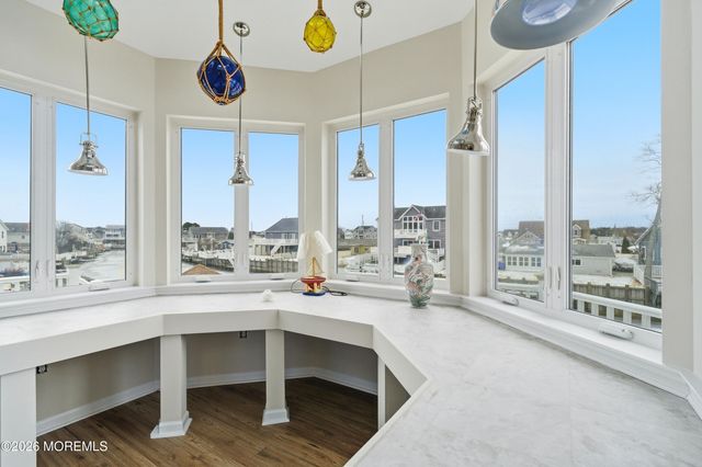 43 Lawrence Drive, Beach Haven West, NJ 08050