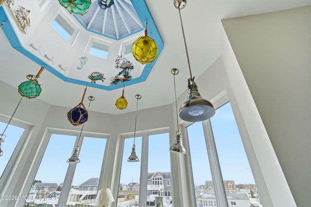 43 Lawrence Drive, Beach Haven West, NJ 08050