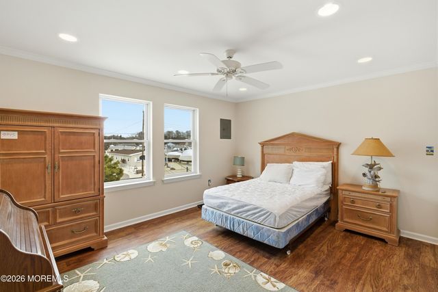 43 Lawrence Drive, Beach Haven West, NJ 08050