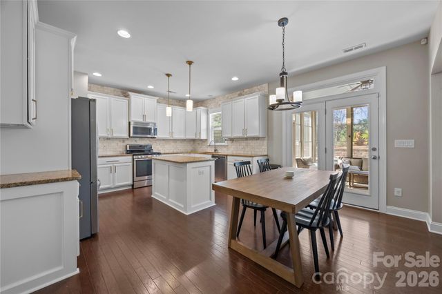 921 Rock Forest Way, Fort Mill, SC 29707