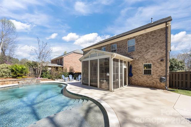 921 Rock Forest Way, Fort Mill, SC 29707