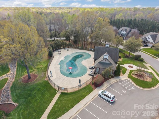 921 Rock Forest Way, Fort Mill, SC 29707