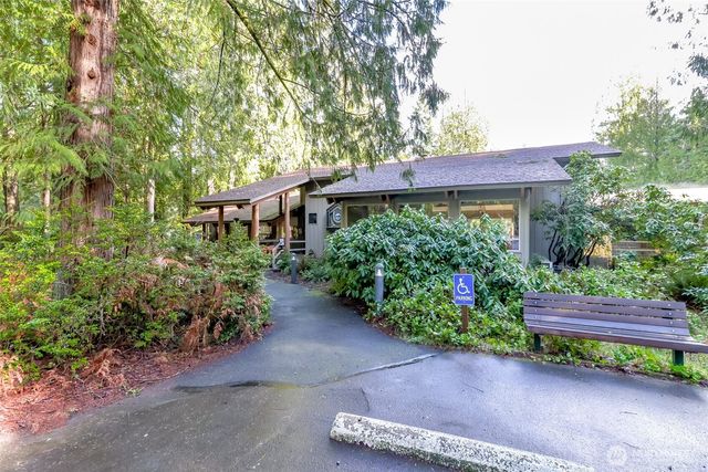 713 E Pointes Drive W, Shelton, WA 98584