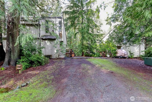 713 E Pointes Drive W, Shelton, WA 98584