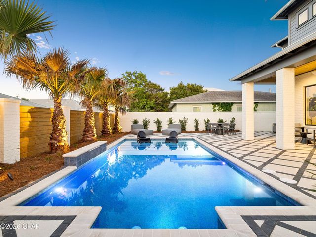 21804 Sunset Avenue, Panama City Beach, FL 32413