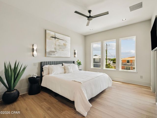 21804 Sunset Avenue, Panama City Beach, FL 32413