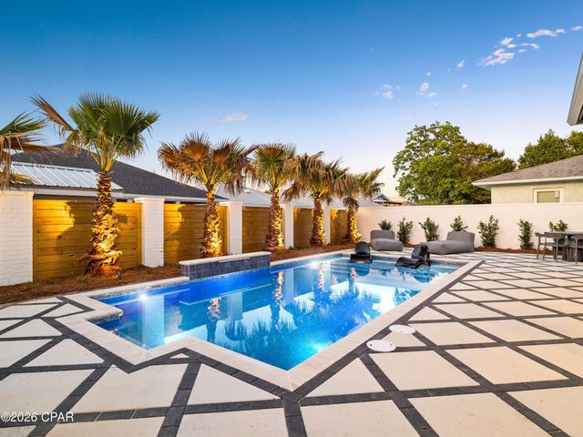 21804 Sunset Avenue, Panama City Beach, FL 32413