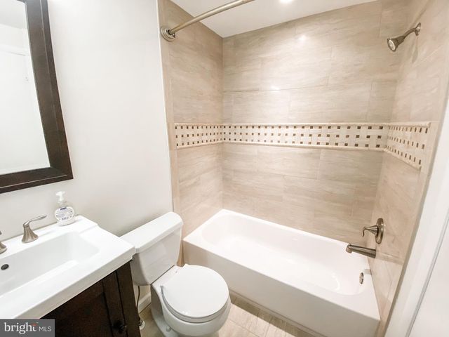 9628 LINDENBROOK ST, Fairfax, VA 22031