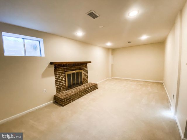 9628 LINDENBROOK ST, Fairfax, VA 22031