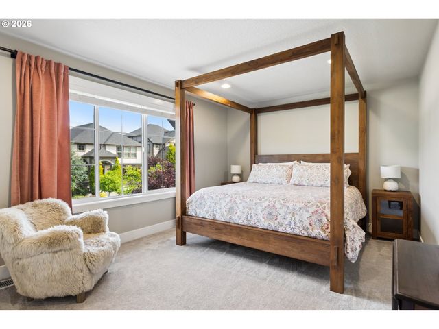 4327 Nw ASHBROOK Dr, Portland, OR 97229