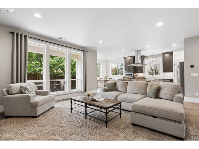 4327 Nw ASHBROOK Dr, Portland, OR 97229