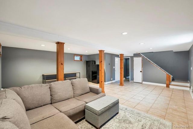 427 Helene Avenue, Shirley, NY 11967