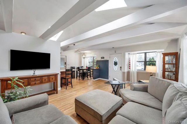 427 Helene Avenue, Shirley, NY 11967