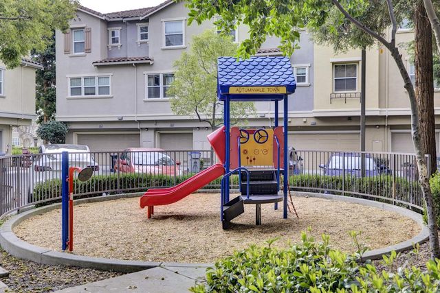 2174 Beech Circle, San Jose, CA 95131