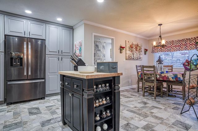 34 Doscientos Circle, Hot Springs Village, AR 71909