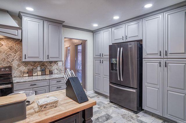 34 Doscientos Circle, Hot Springs Village, AR 71909