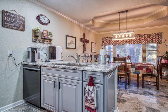 34 Doscientos Circle, Hot Springs Village, AR 71909