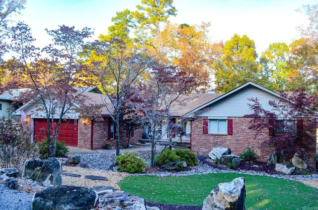 34 Doscientos Circle, Hot Springs Village, AR 71909