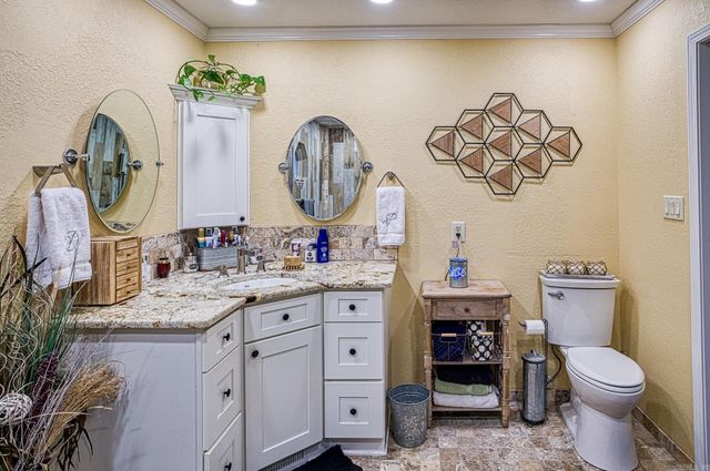 34 Doscientos Circle, Hot Springs Village, AR 71909