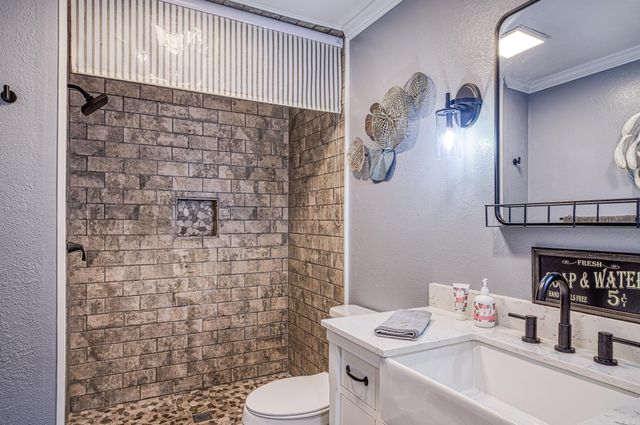 34 Doscientos Circle, Hot Springs Village, AR 71909