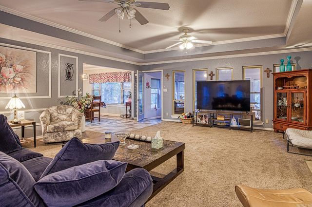 34 Doscientos Circle, Hot Springs Village, AR 71909