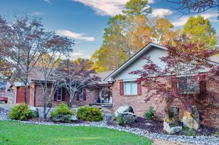 34 Doscientos Circle, Hot Springs Village, AR 71909