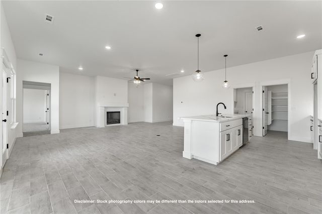 1901 Silk Street, Pea Ridge, AR 72751